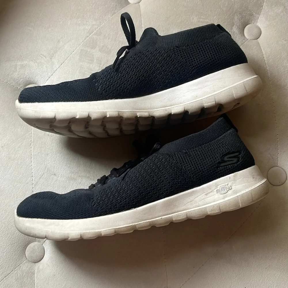 Skechers Gen 5 Athletic Shoes